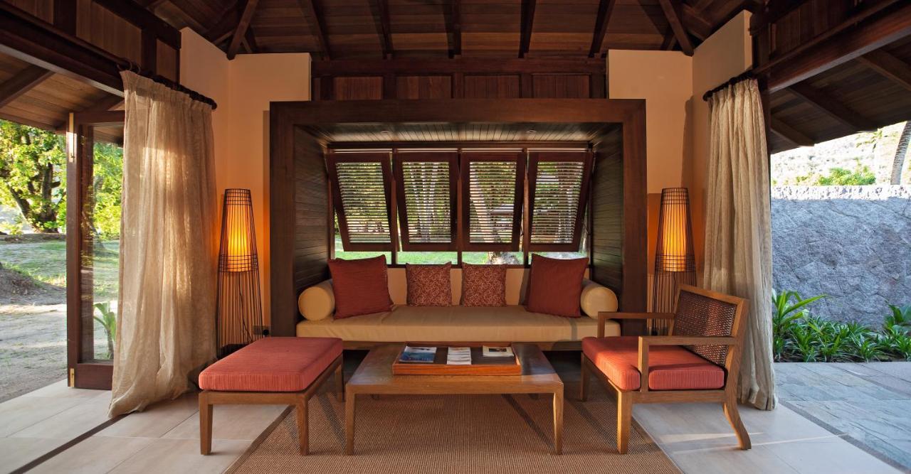 Constance Ephelia Hotel Port Glaud Exterior foto Interior of a villa at the Balesin Island Club