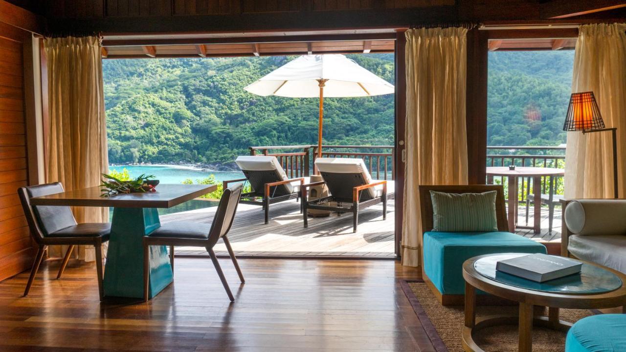 Constance Ephelia Hotel Port Glaud Exterior foto A view of the Andaman Sea from a suite at the resort
