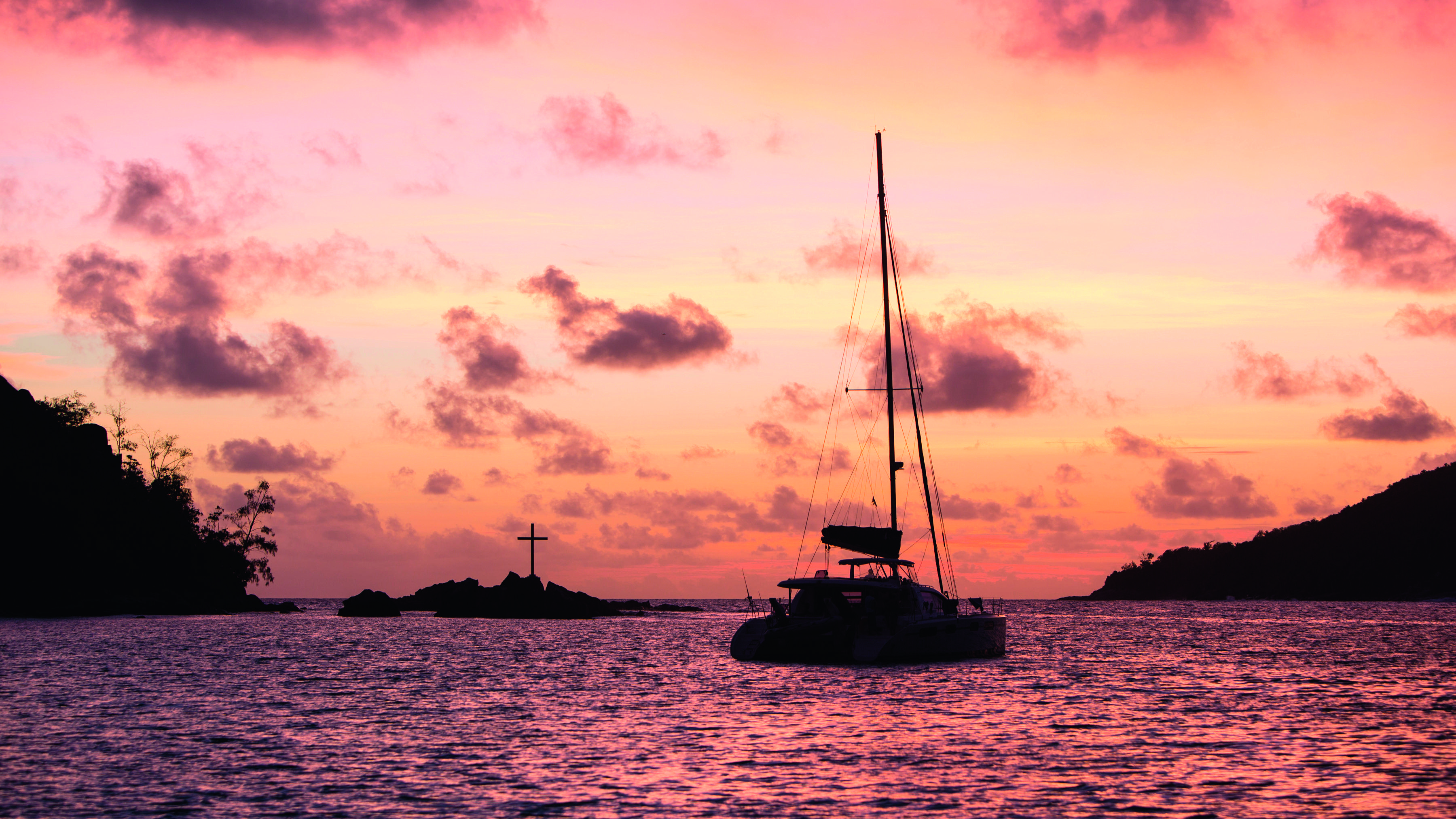 Constance Ephelia Hotel Port Glaud Exterior foto Sunset at the bay